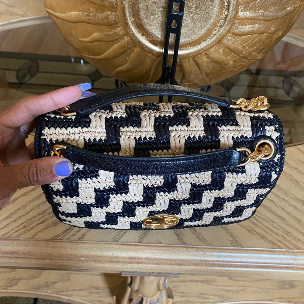 Tory Burch Willa Straw Small Shoulder Bag Black & Pale Khaki - Picture 10 of 14